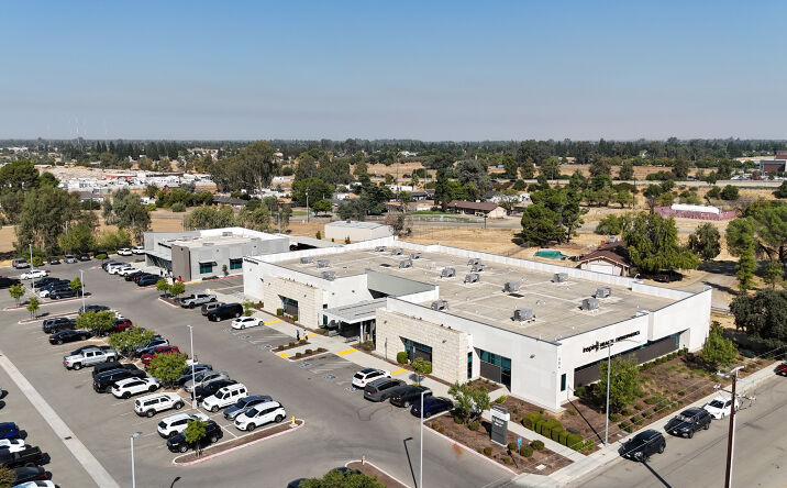 Pictures of Office property located at 604 N Magnolia Ave, Clovis, CA 93611 for lease - image #1