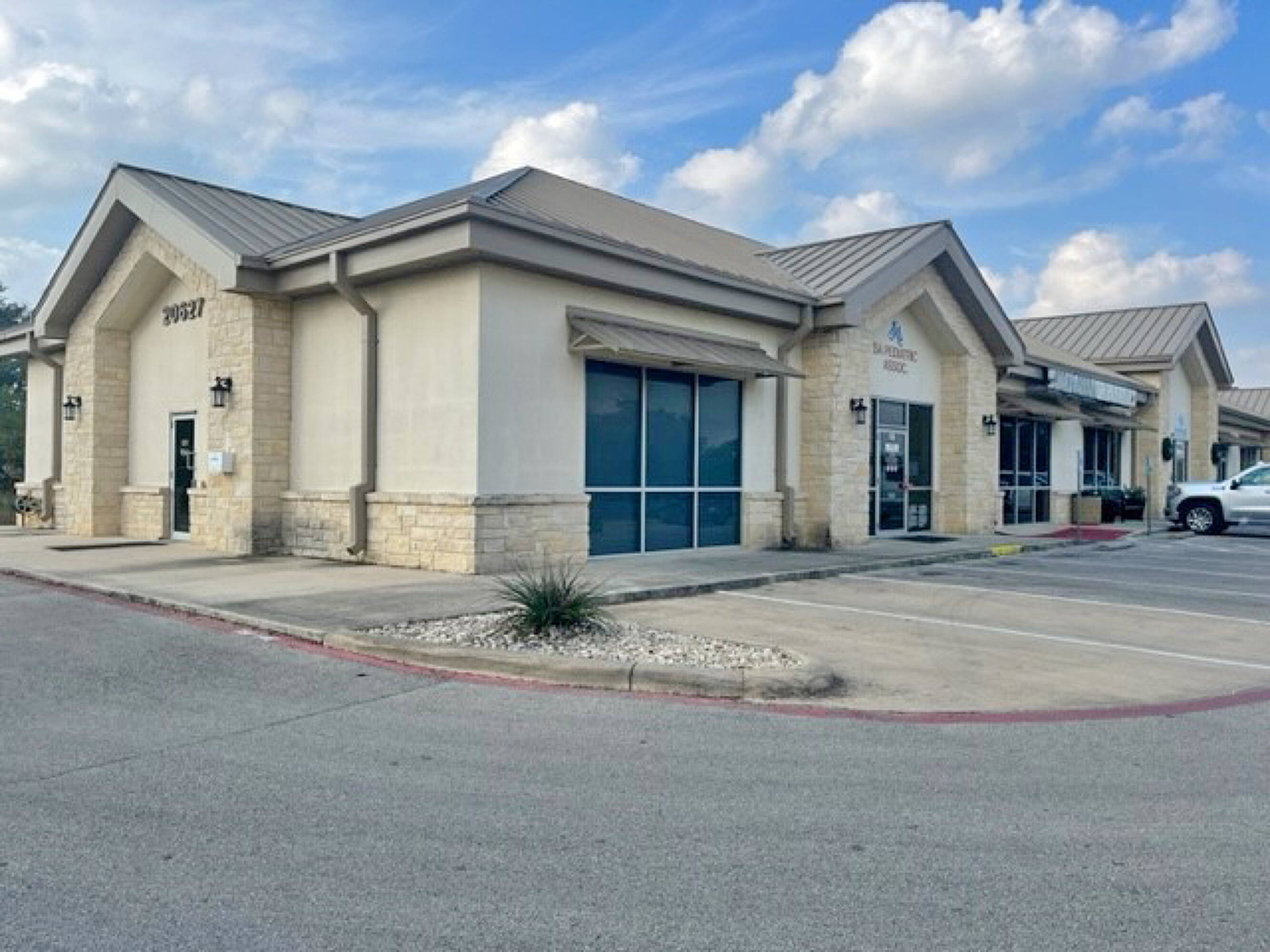 20627 Huebner Rd, San Antonio, TX 78258 Office Space for Lease 2ND