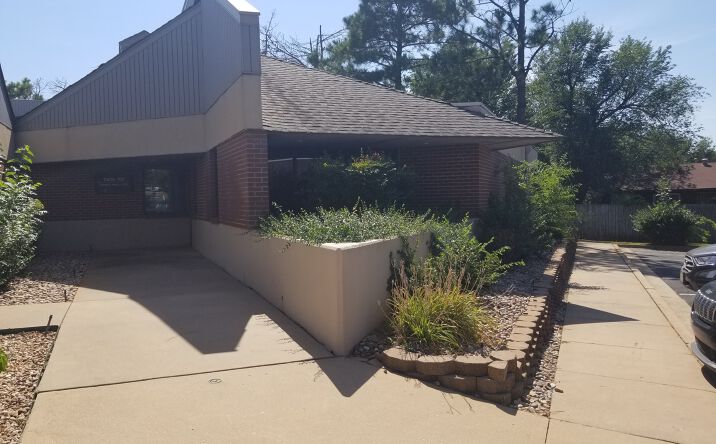 Pictures of Office property located at 8811 E Reno Ave, Midwest City, OK 73110 for lease - image #1