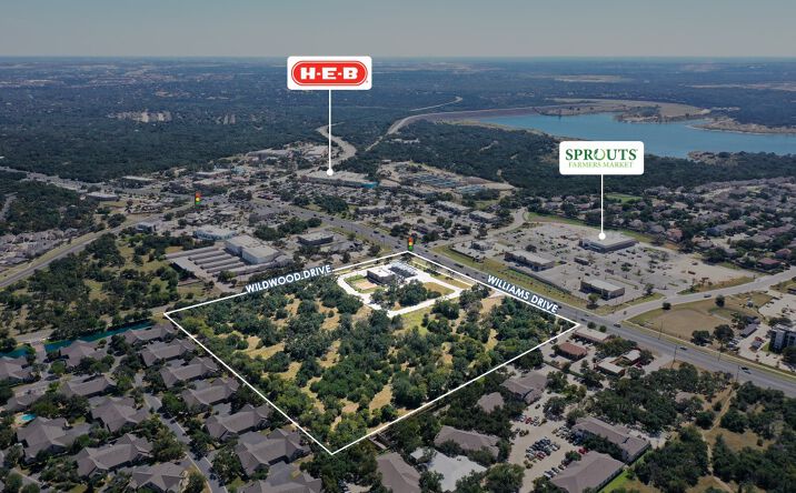 Pictures of Land, Retail property located at 4655 Williams Dr, Georgetown, TX 78633 for lease - image #1