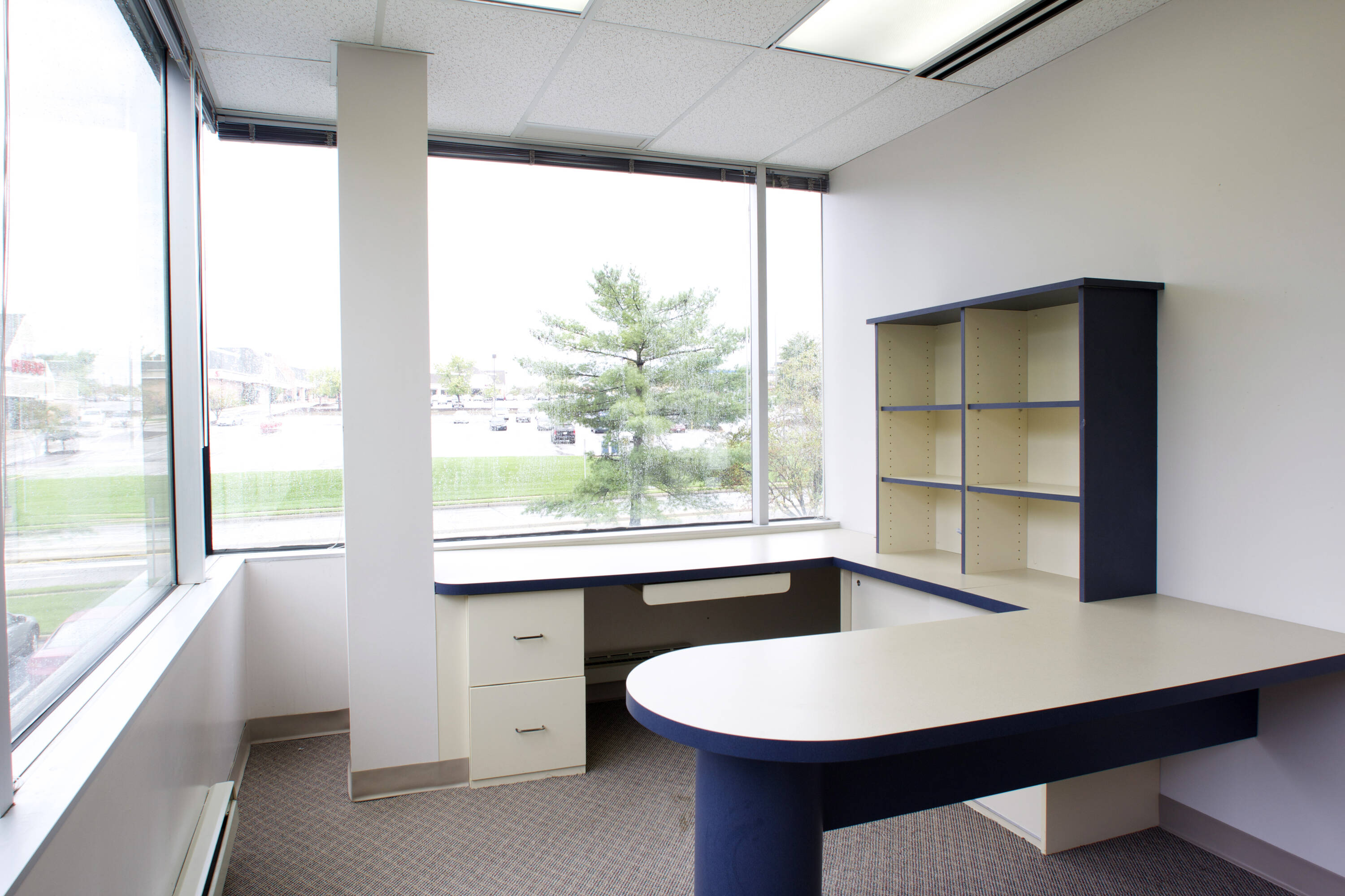 16216 Baxter Rd, Chesterfield, MO 63017