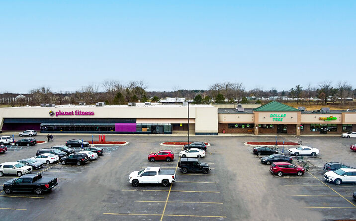 Pictures of Retail property located at 10840 Belleville Rd, Belleville, MI 48111 for lease - image #1