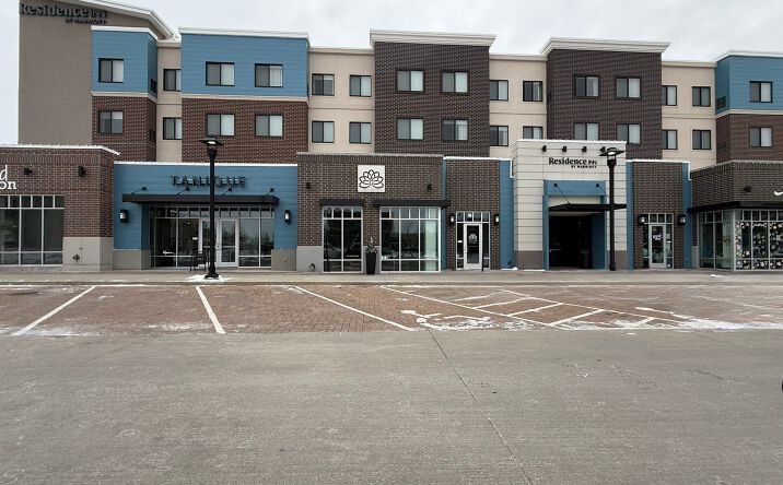 Pictures of Retail property located at 1515 SW Main St, Ankeny, IA 50023 for lease - image #1