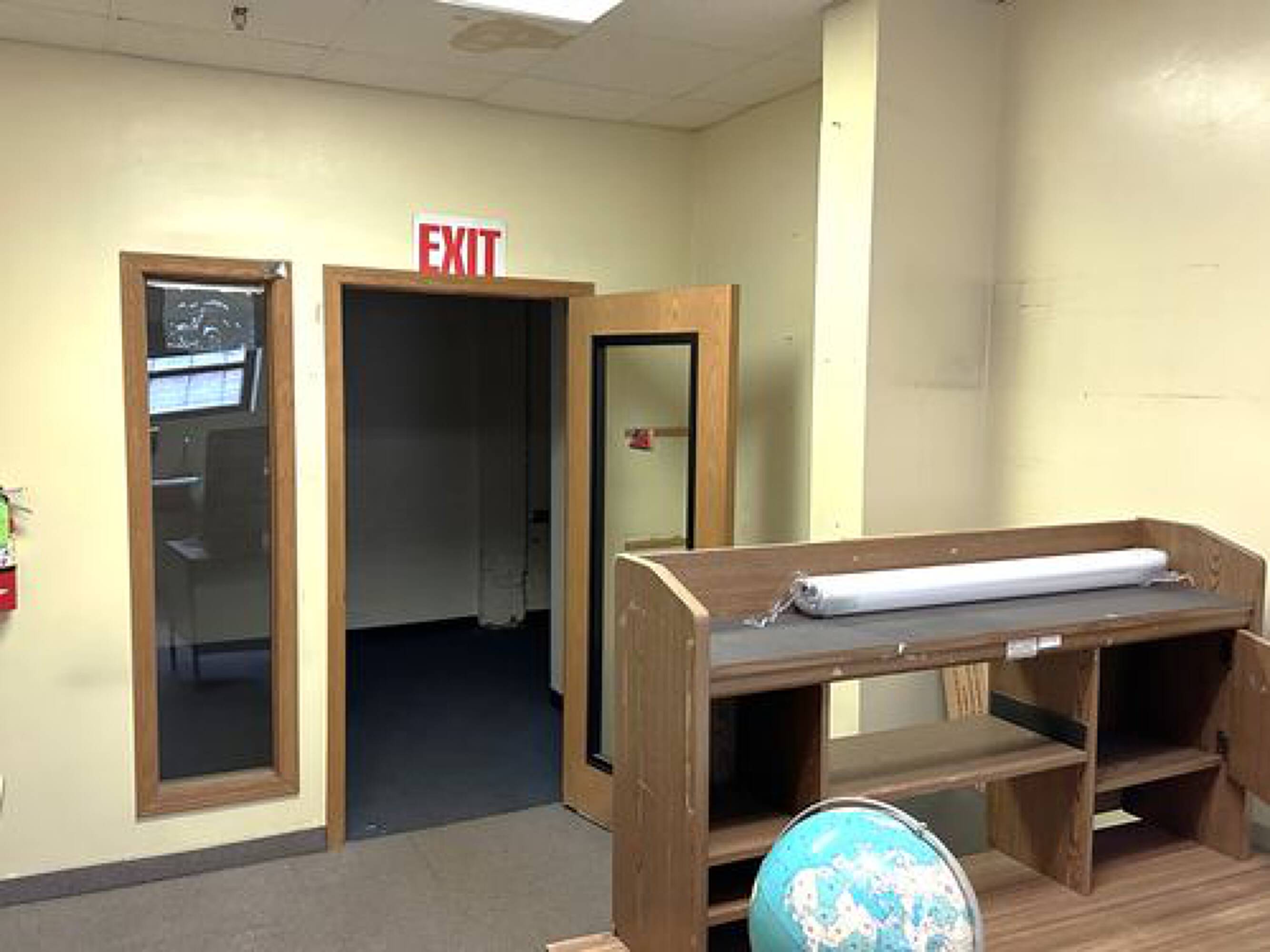 1907 Kishwaukee St, Rockford, IL 61104