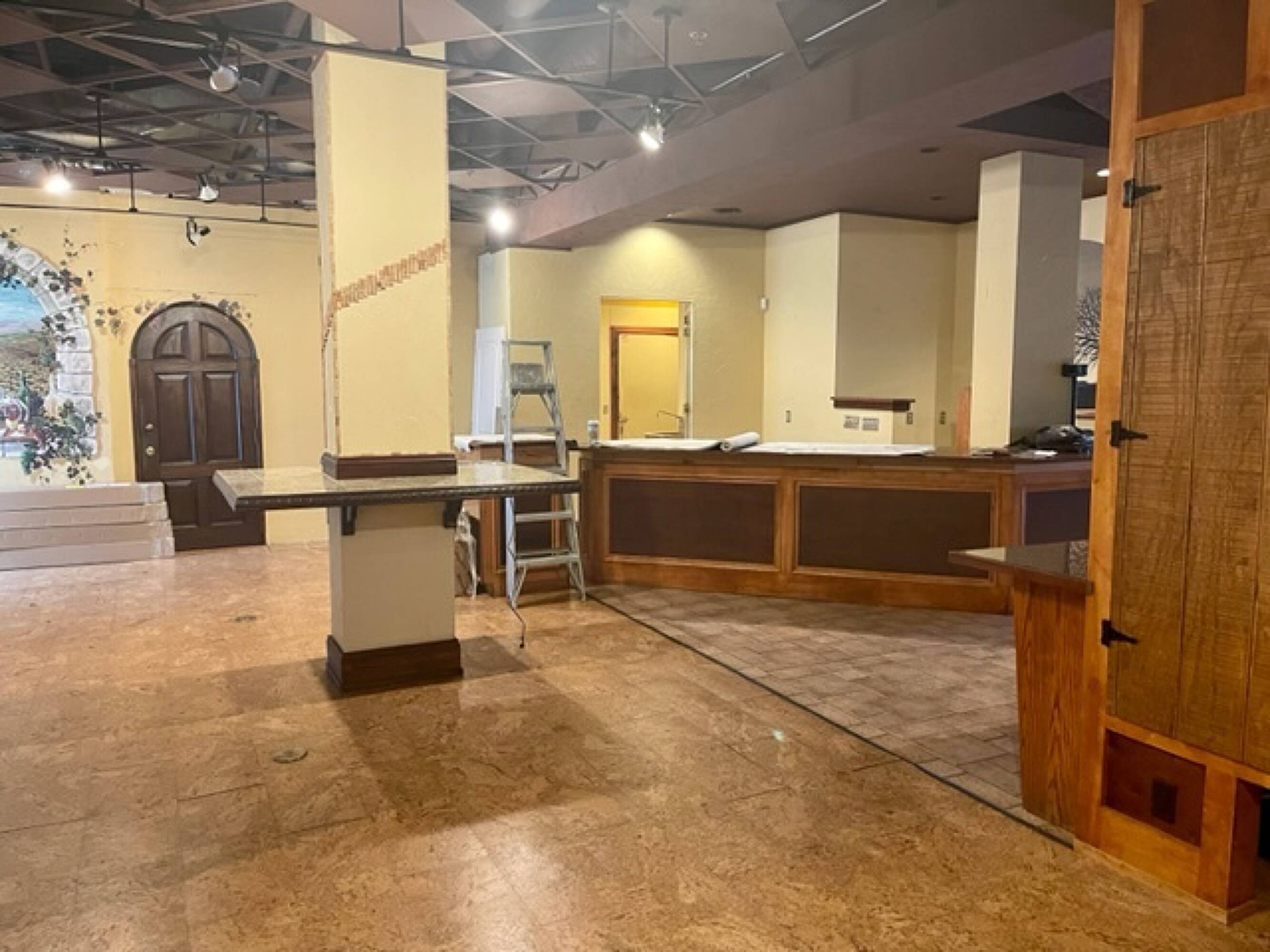 W359N5002 Brown St, Oconomowoc, WI 53066