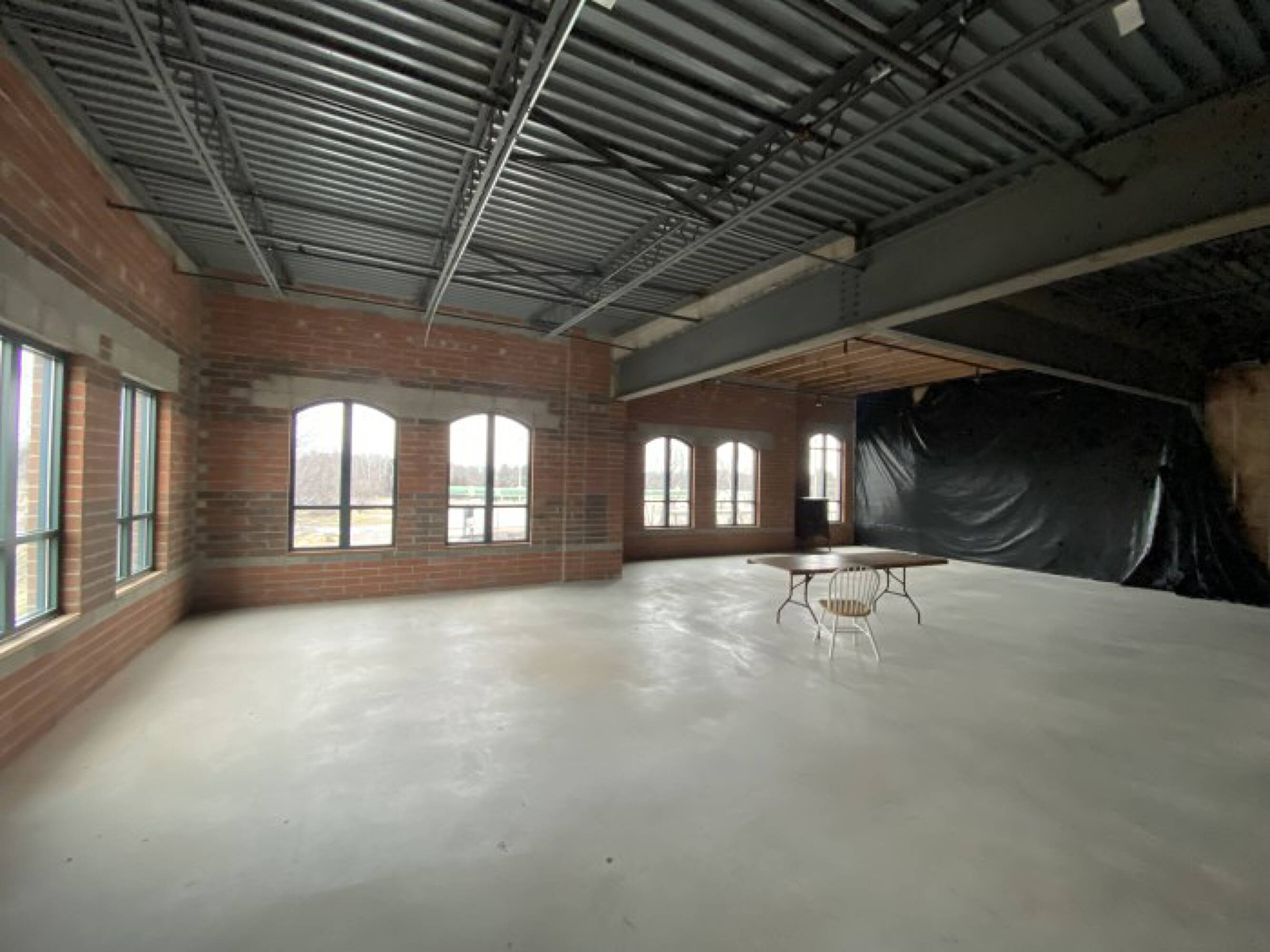 W359N5002 Brown St, Oconomowoc, WI 53066 Retail Space for Lease