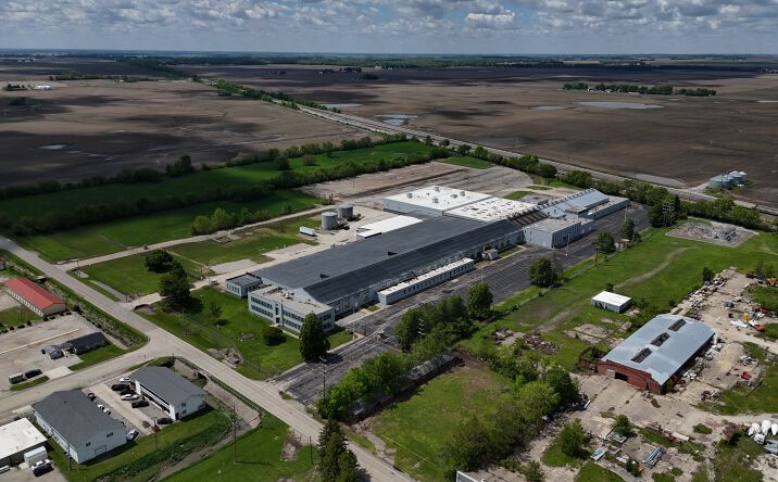 Pictures of Industrial property located at 1501 S 19th St, Mattoon, IL 61938 for lease - image #1