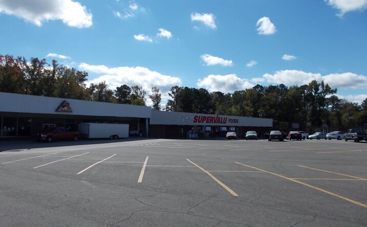 Pictures of Retail property located at 535 Military St S, Hamilton, AL 35570 for lease - image #1