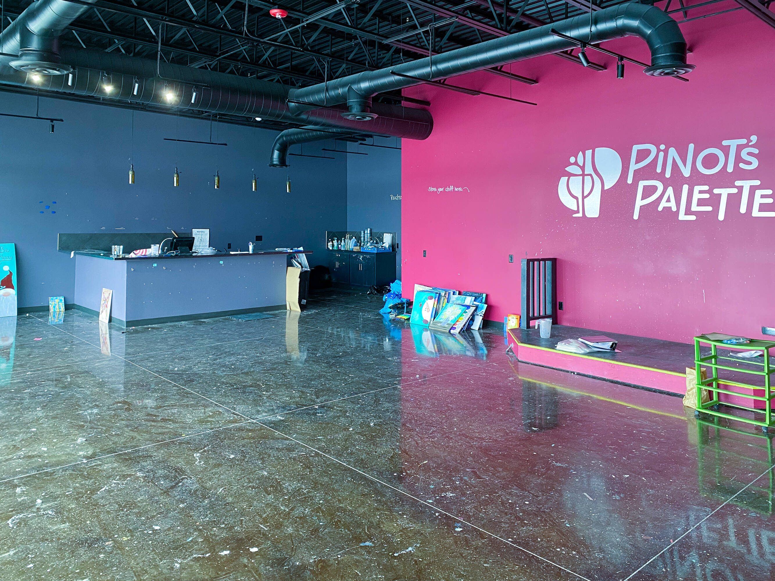 7302 Giles Rd, La Vista, NE 68128