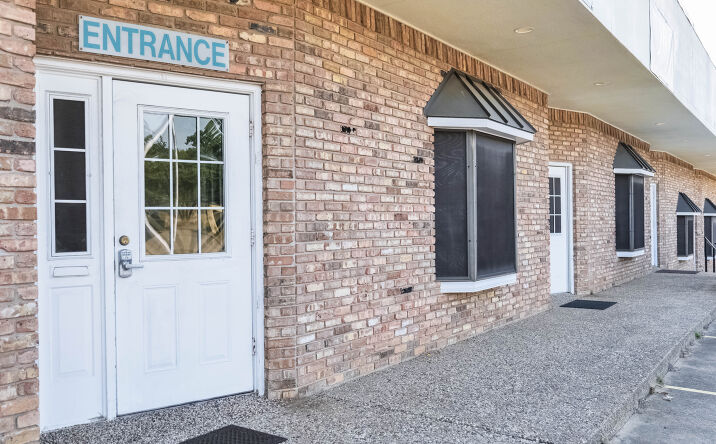 Pictures of Retail, Office property located at 6401 Brentwood Stair Rd, Fort Worth, TX 76112 for lease - image #1
