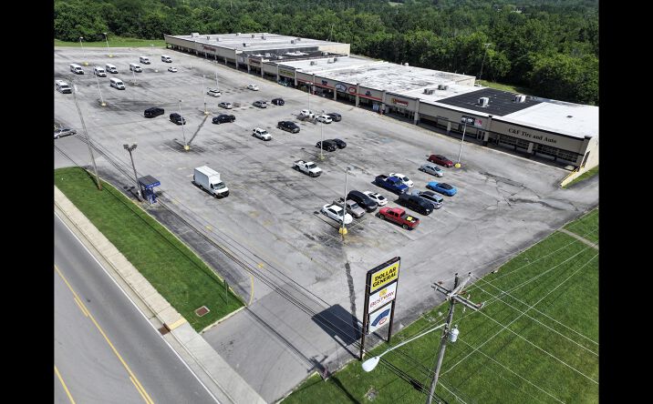 Pictures of Retail property located at 1780 Mooresville Hwy, Lewisburg, TN 37091 for lease - image #1