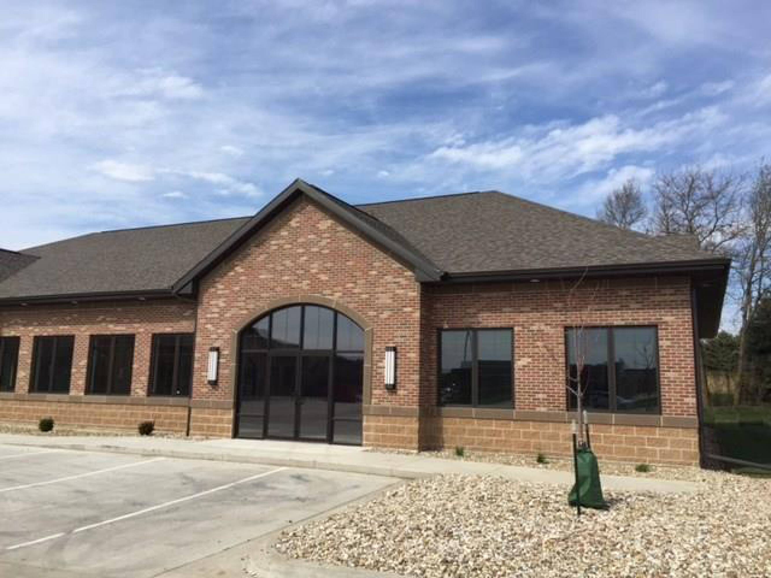 1809 Boyson Rd, Hiawatha, IA 52233 - Retail Space for Lease - 1809 ...