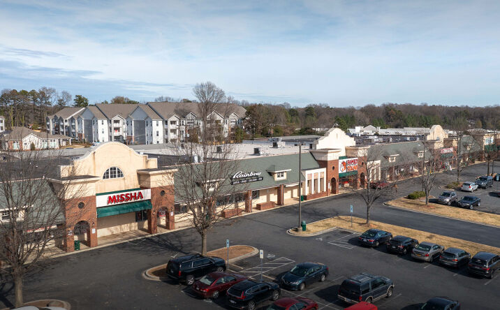Pictures of Retail property located at 3400 Wilkinson Blvd, Charlotte, NC 28208 for lease - image #1