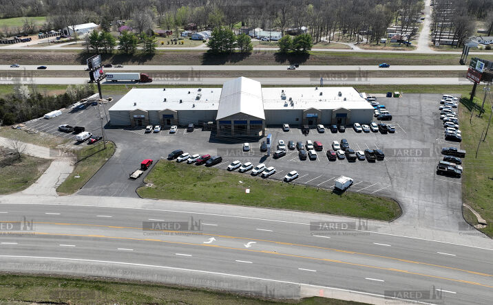 Pictures of Office, Industrial property located at 4830 E 32nd St, Joplin, MO 64804 for lease - image #1