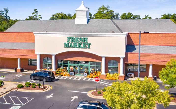 Pictures of Retail property located at 3655 SW Cary Pkwy, Cary, NC 27513 for lease - image #1