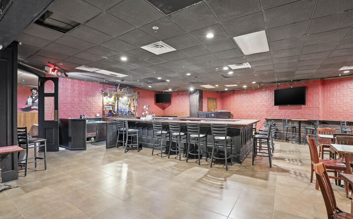 Pictures of Retail, Restaurant, Office property located at 1104 Carlisle Rd, Camp Hill, PA 17011 for lease - image #1