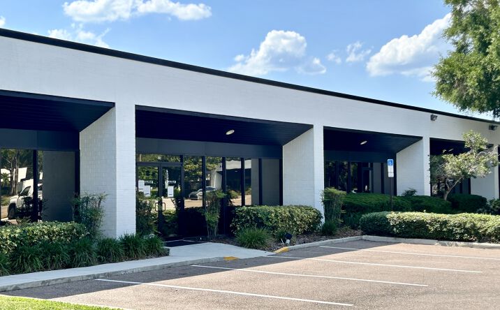 Pictures of Office, Industrial property located at 5402-5460 Beaumont Center Blvd, Tampa, FL 33634 for lease - image #1