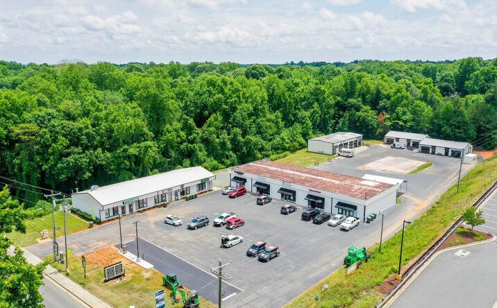 Pictures of Retail, Office property located at 818 Tom Hall St, Fort Mill, SC 29715 for lease - image #1