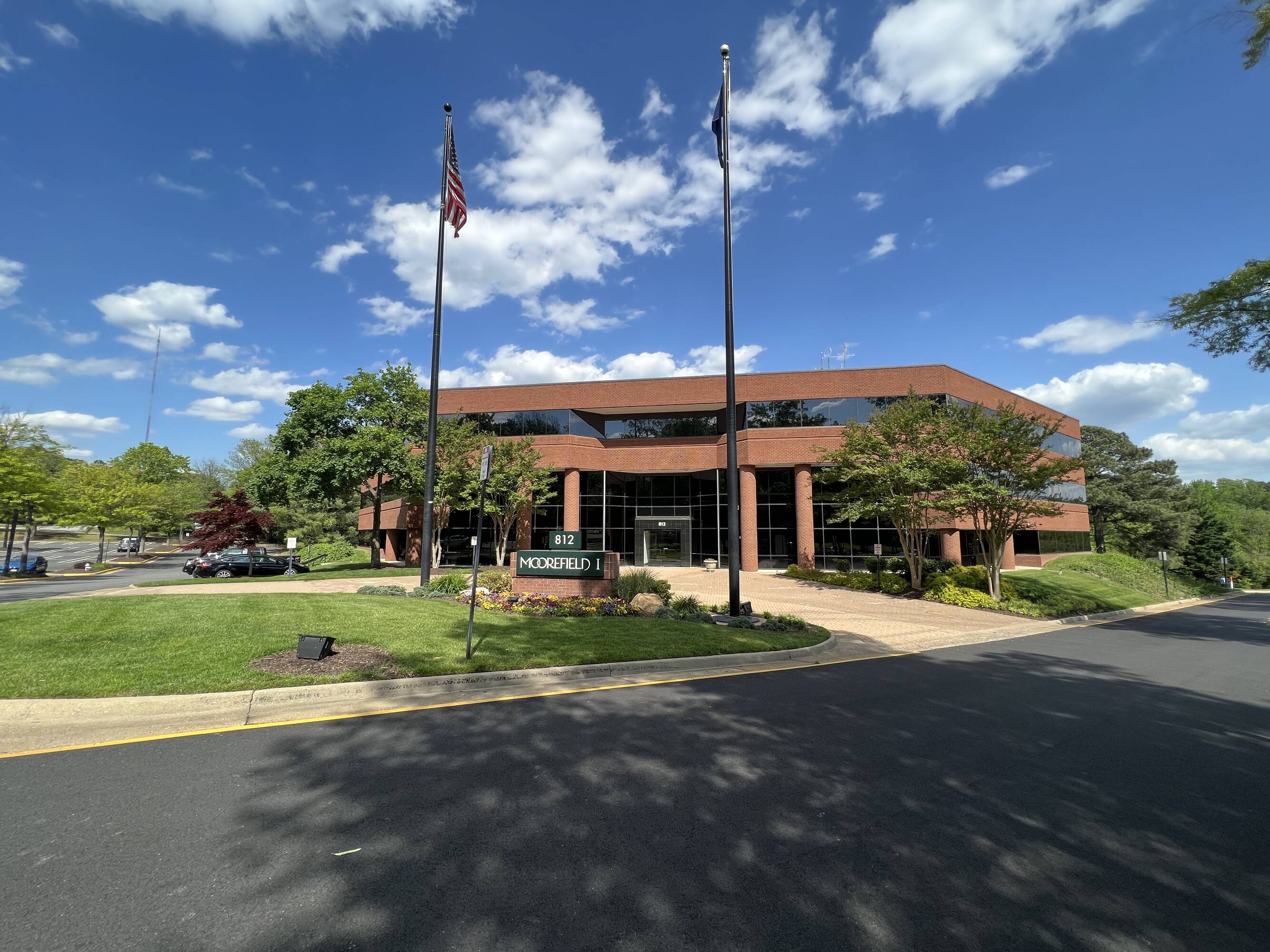 804 Moorefield Park Dr, Richmond, VA 23236