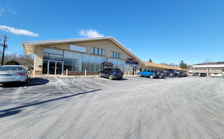 Pictures of Retail property located at 3600 PA-378, Bethlehem, PA 18015 for sales - image #1