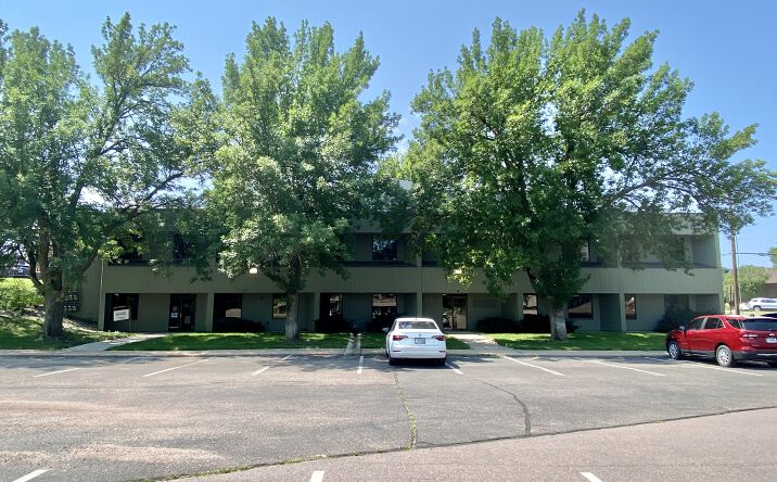 Pictures of Office property located at 1704 S Cleveland Ave, Sioux Falls, SD 57103 for lease - image #1