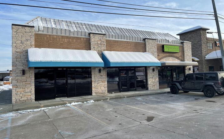 Pictures of Retail property located at 3290 Pontiac Trail, Commerce Charter Twp, MI 48390 for lease - image #1
