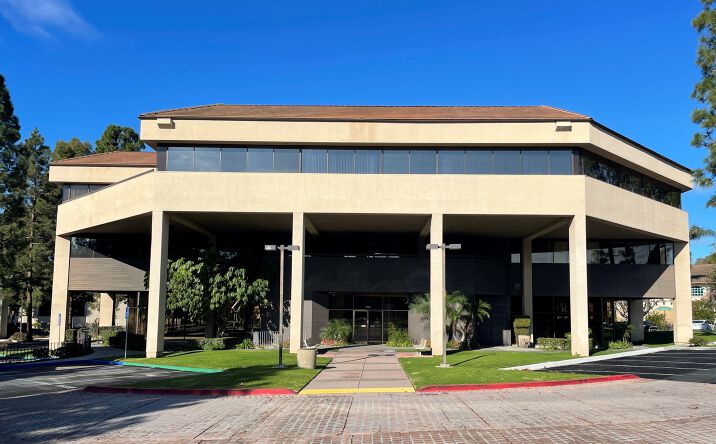 Pictures of Office, Retail property located at 789 S Victoria Ave, Ventura, CA 93003 for lease - image #1