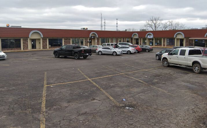 Pictures of Retail, Office property located at 6606 Blue Ridge Blvd, Raytown, MO 64133 for lease - image #1