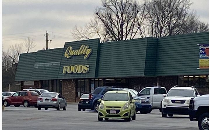 Pictures of Retail property located at 108 Benson St, Hartwell, GA 30643 for lease - image #1
