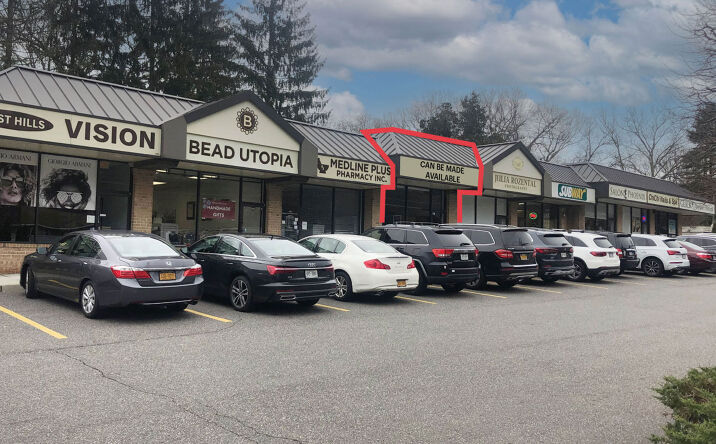 Pictures of Retail property located at 444 W Jericho Turnpike, Huntington, NY 11743 for lease - image #1