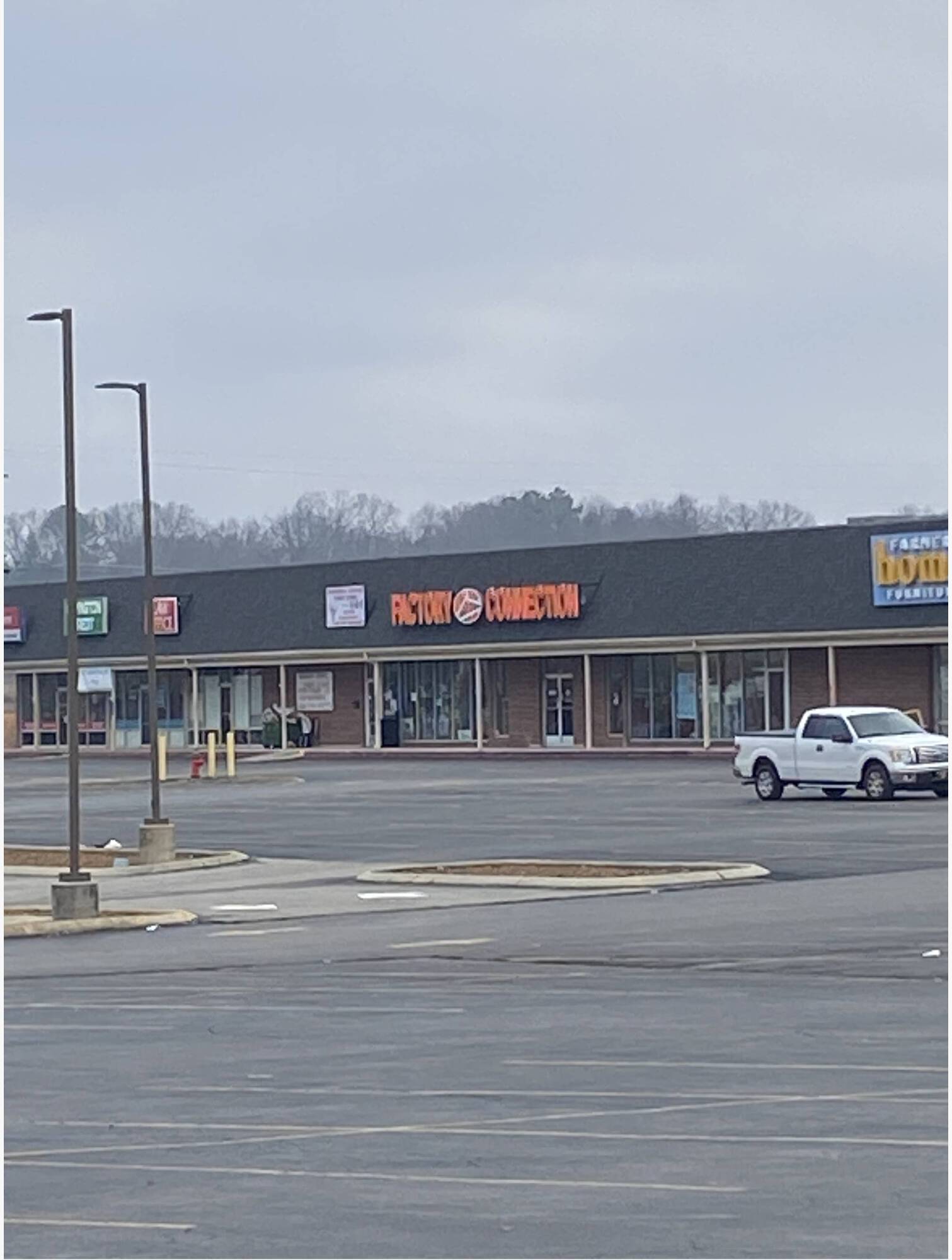 2130 Decherd Blvd, Decherd, TN 37324