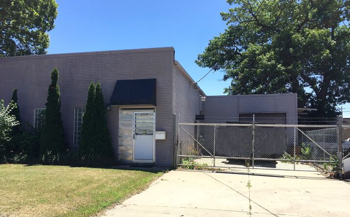 Pictures of Industrial property located at 8705 Capital St, Oak Park, MI 48237 for lease - image #1
