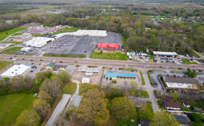 Pictures of Office property located at 1340 S Highland Ave, Jackson, TN 38301 for lease - image #1