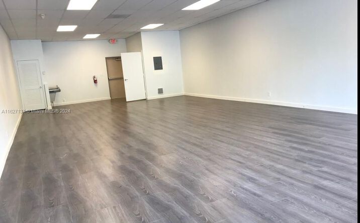 Pictures of Office property located at 8463 W Oakland Park Blvd, Sunrise, FL 33351 for lease - image #1
