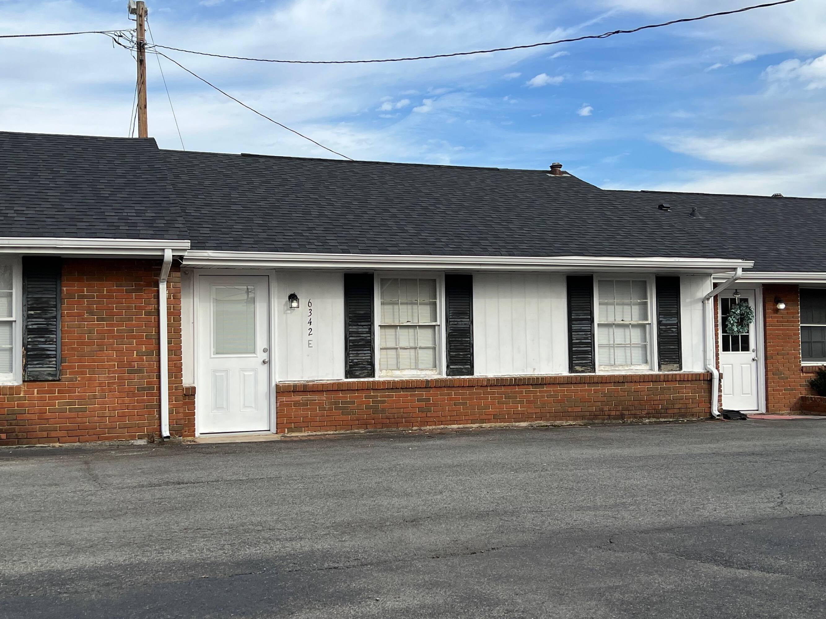 6342 Peters Creek Rd NW, Roanoke, VA 24019