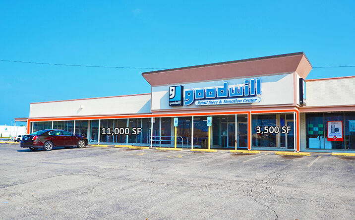 Pictures of Retail, Office property located at 3675 Nameoki Rd, Granite City, IL 62040 for lease - image #1