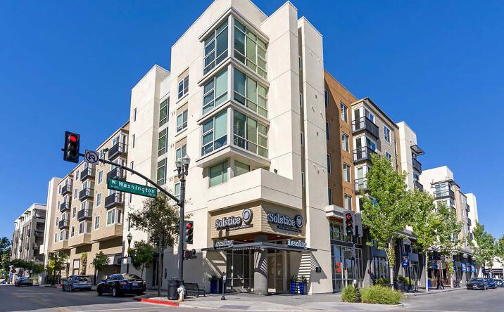 Pictures of Retail, Restaurant property located at 299 W Washington Ave, Sunnyvale, CA 94086 for lease - image #1