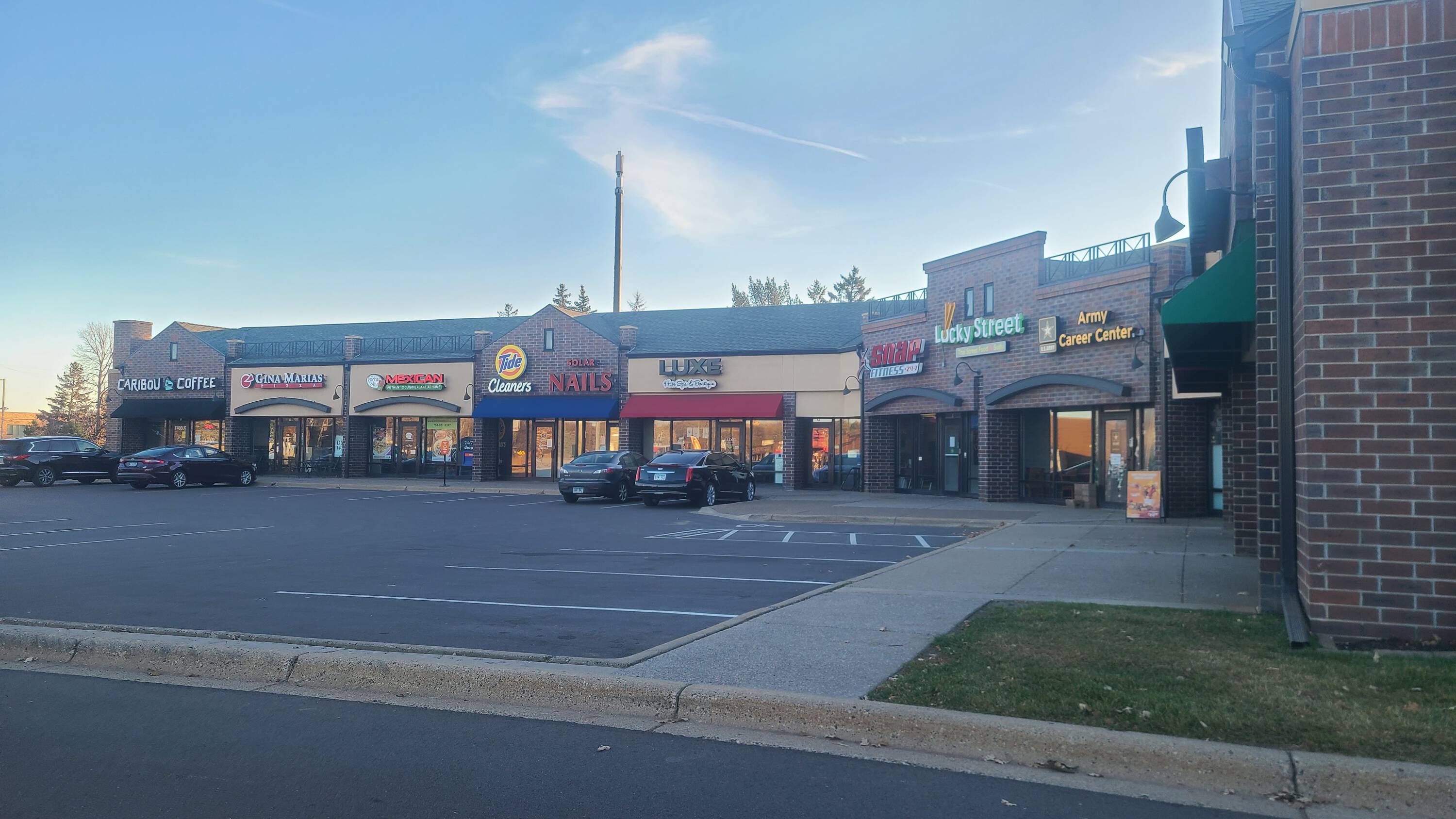 1400 County Rd 101, Plymouth, MN 55447