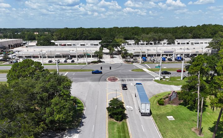 Pictures of Office, Industrial property located at 8030 Philips Hwy, Jacksonville, FL 32256 for lease - image #1
