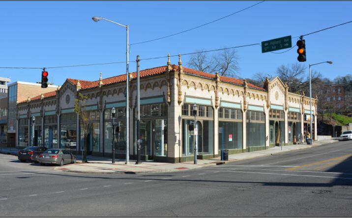 Pictures of Retail property located at 2001 Highland Ave, Birmingham, AL 35205 for lease - image #1