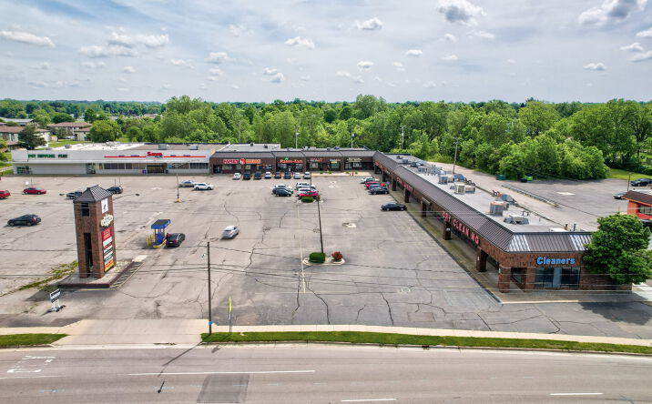 Pictures of Retail property located at 11956 Saginaw St, Mt Morris, MI 48458 for lease - image #1