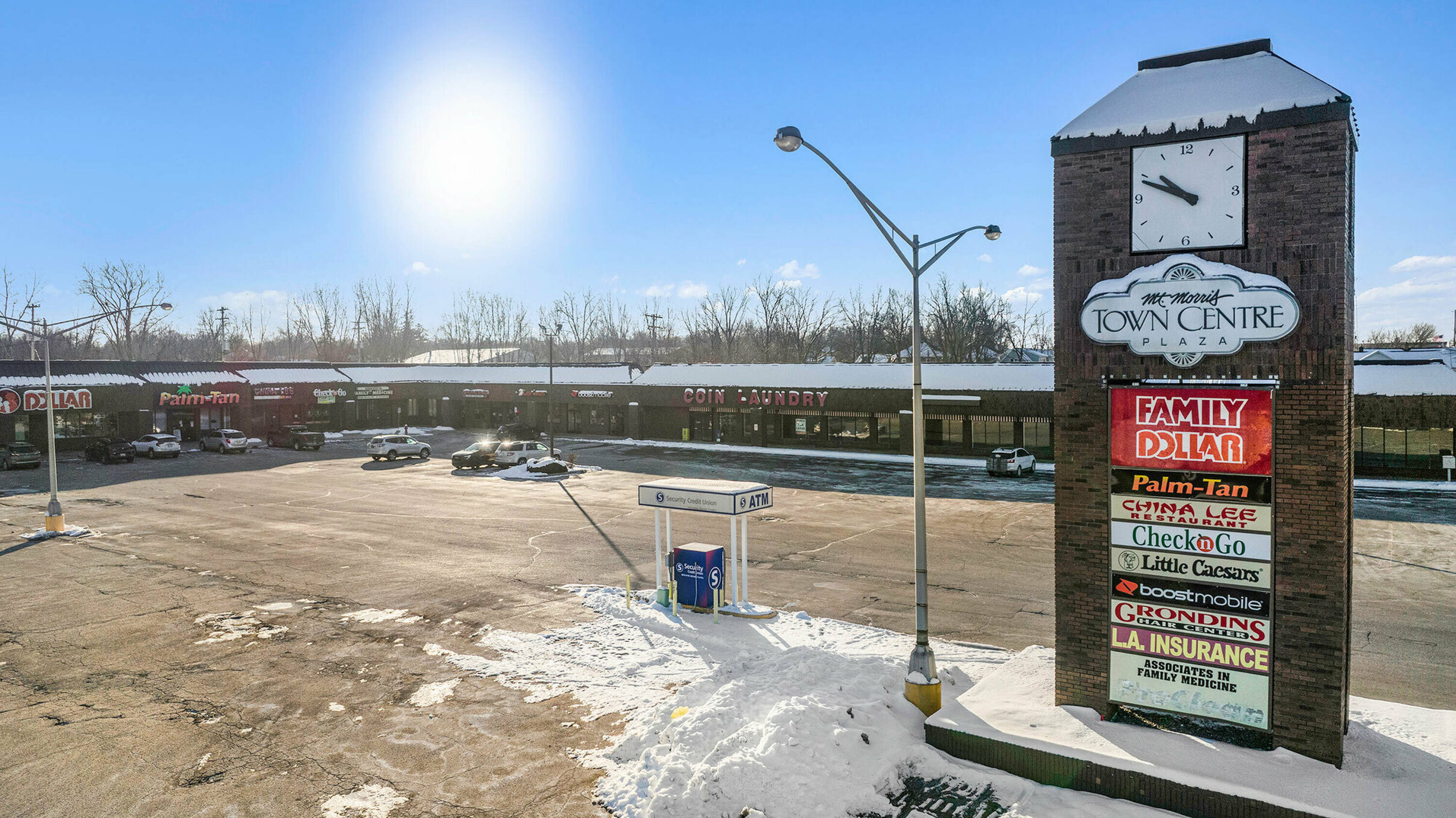 11956 Saginaw St, Mt Morris, MI 48458