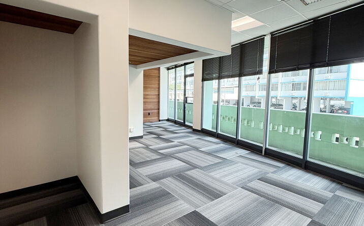 Pictures of Office, Retail, Special Purpose property located at 826 Kaheka St, Honolulu, HI 96814 for lease - image #1