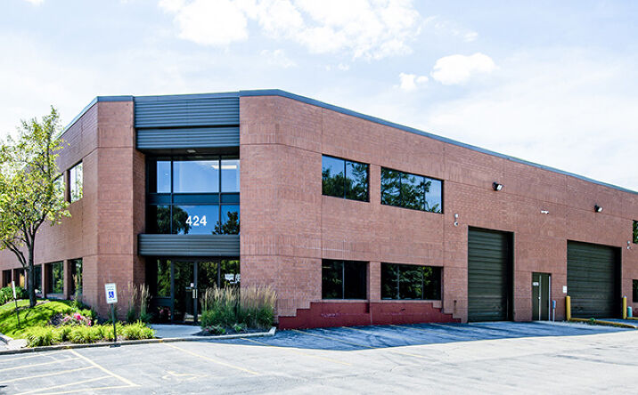 Pictures of Industrial, Office property located at 444 E State Pkwy, Schaumburg, IL 60173 for lease - image #1