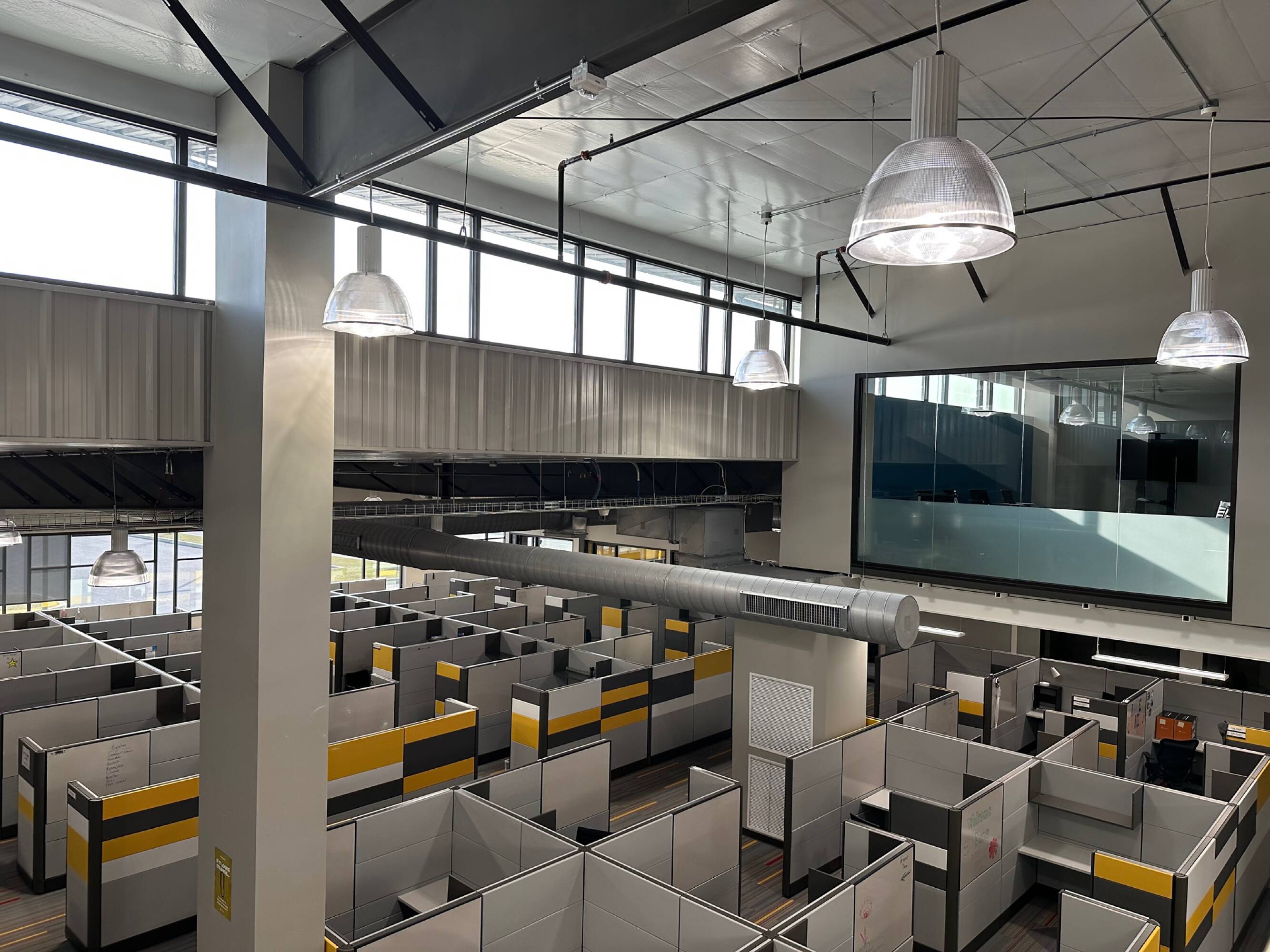 100 W Millport Rd, Lititz, PA 17543