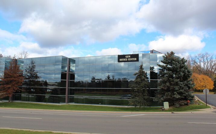 Pictures of Office property located at 30300 Northwestern Hwy, Farmington Hills, MI 48334 for lease - image #1