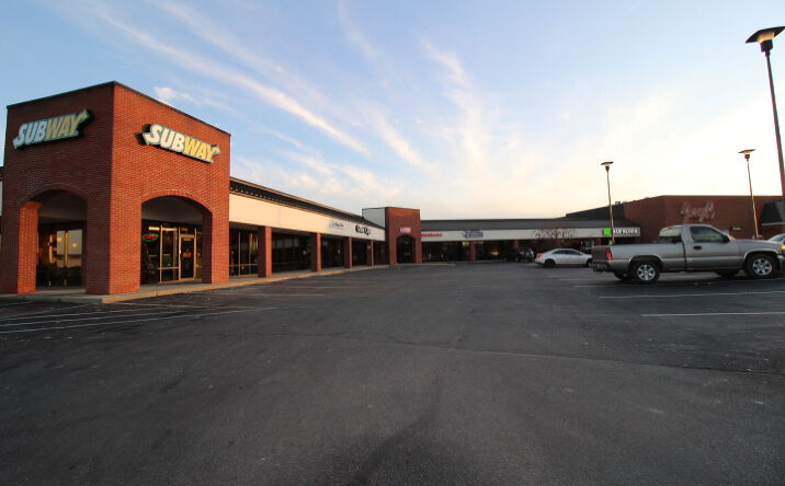 Pictures of Retail property located at 1171 W Tipton St, Seymour, IN 47274 for lease - image #1