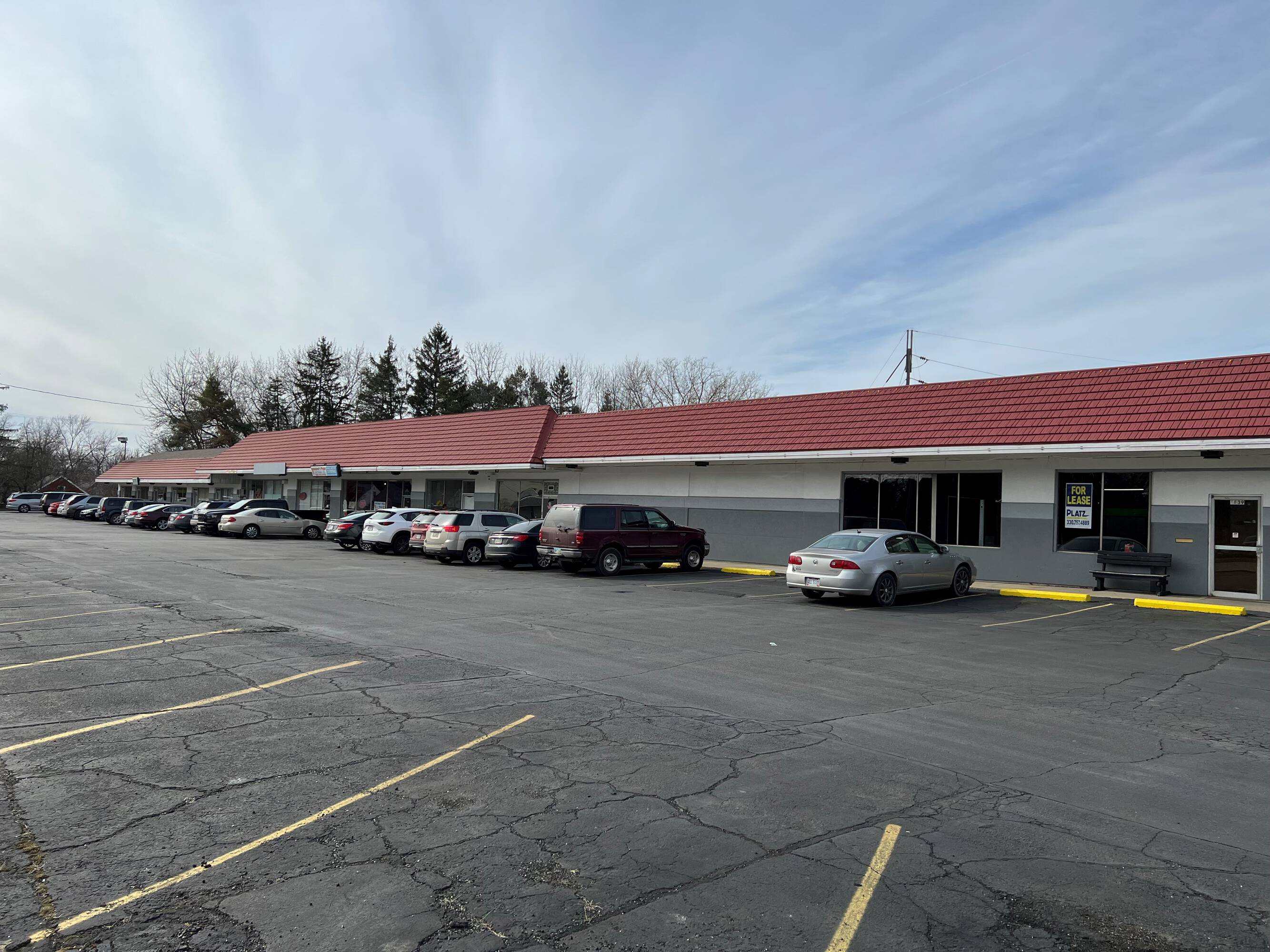 1791 Elm Rd NE, Warren, OH 44483