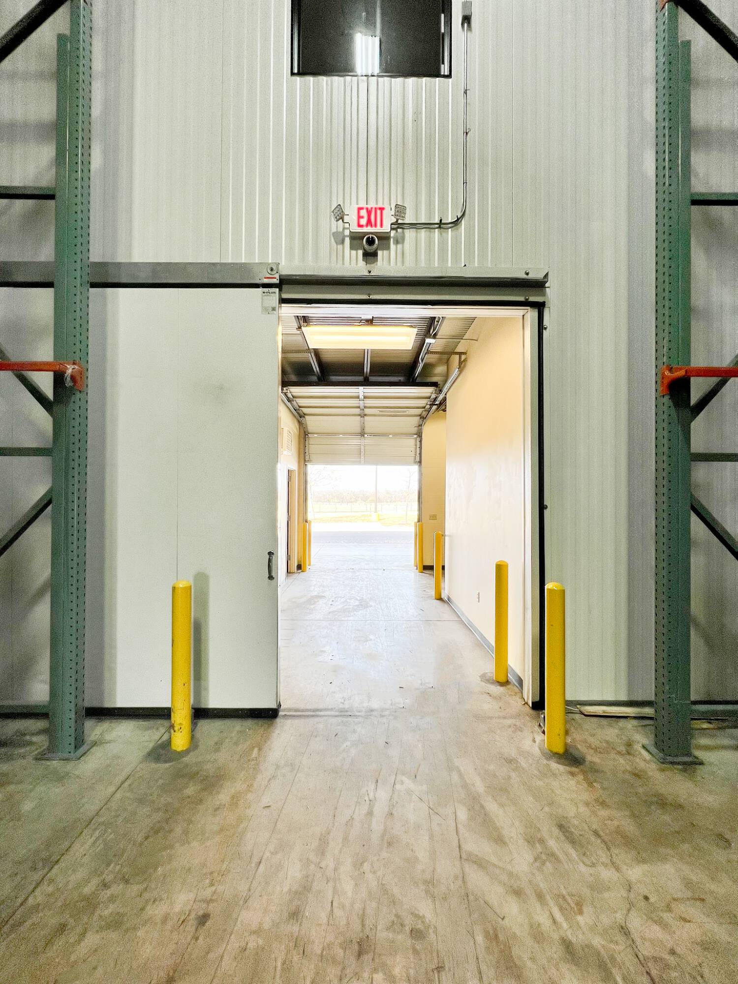 9342 SE Loop 410 Acc Rd, San Antonio, TX 78223 Industrial Space for