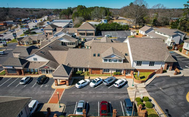 Pictures of Retail, Office property located at 4120-4126 Clemson Blvd, Anderson, SC 29621 for lease - image #1